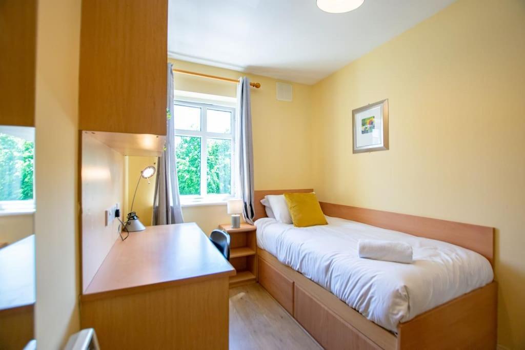 103 - The Townhouse At Gort Na Coiribe By Shortstays Casa vacanze